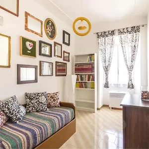 Apartment Casa Rossi, Rome